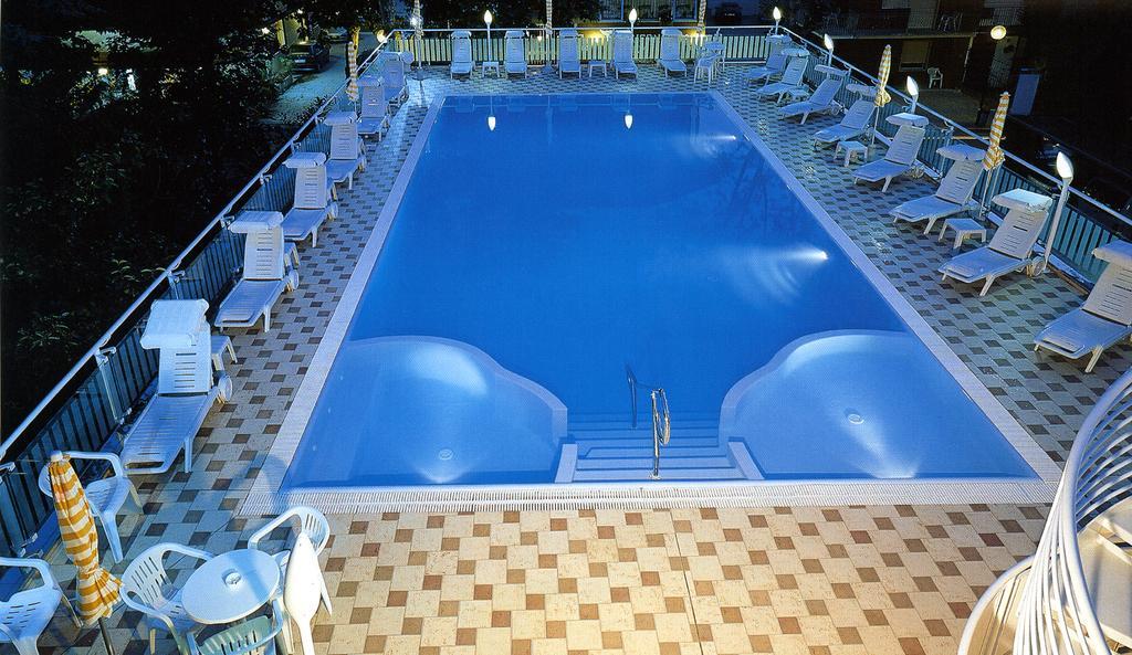 Hotel Santa Martina Villamarina Exterior photo