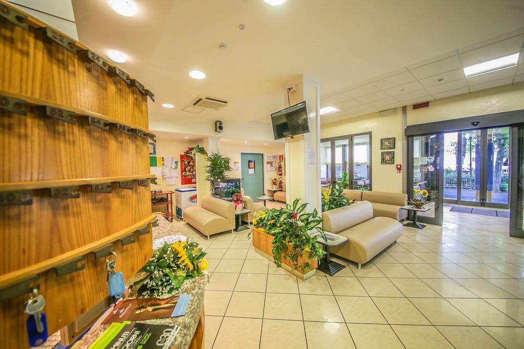 Hotel Santa Martina Villamarina Exterior photo